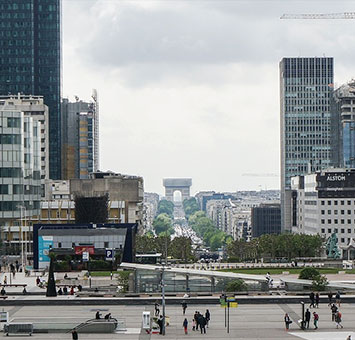 Car Hire La Defense